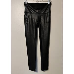 Spanx Faux Leather Leggings Size Large Petite Pull On Stretch Black 2437Q